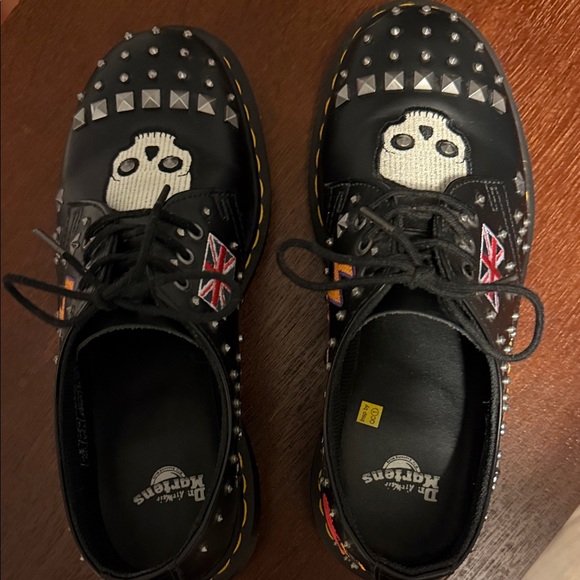 Dr Martens Women’s Black Studded Skull Shoes - Picture 3 of 5